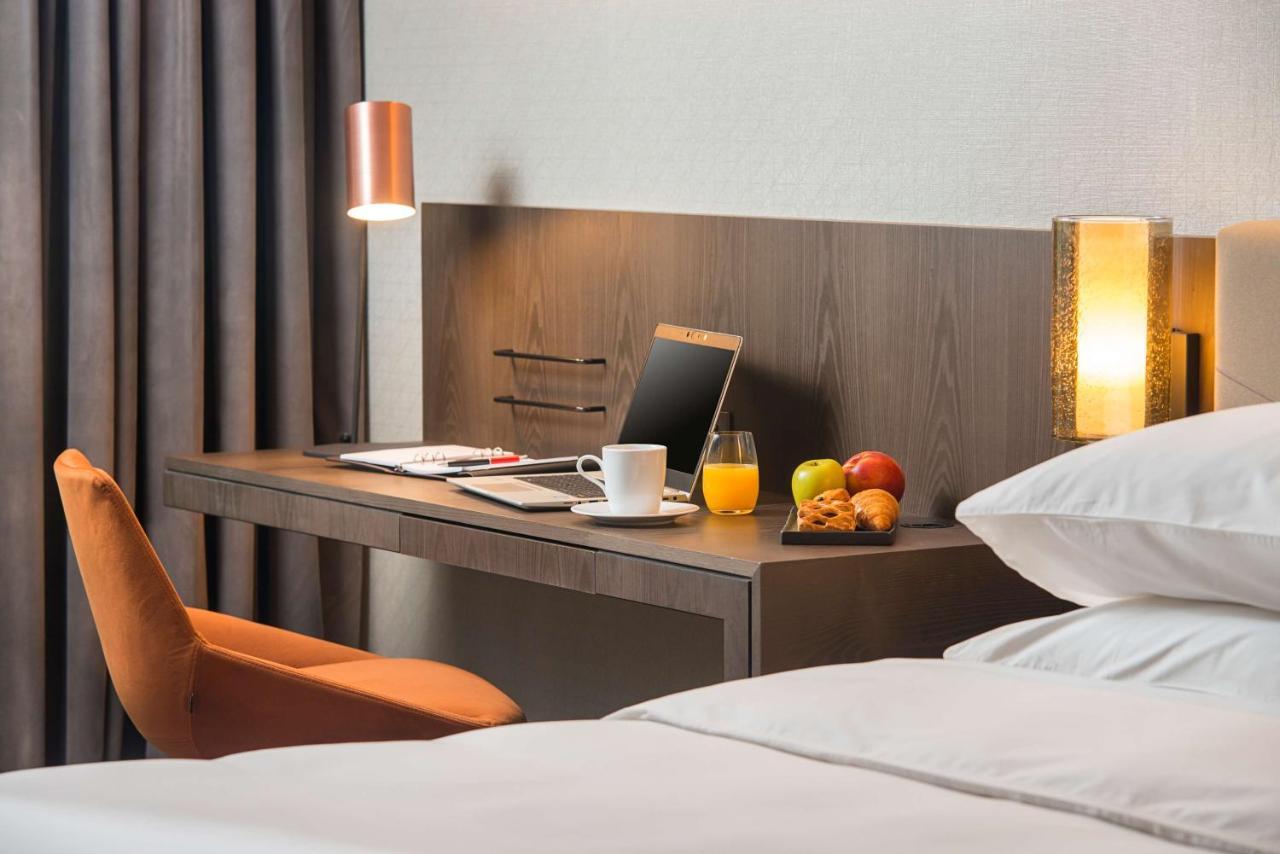 索非亚凯悦酒店 索菲亞 外观 照片 A room at the hotel