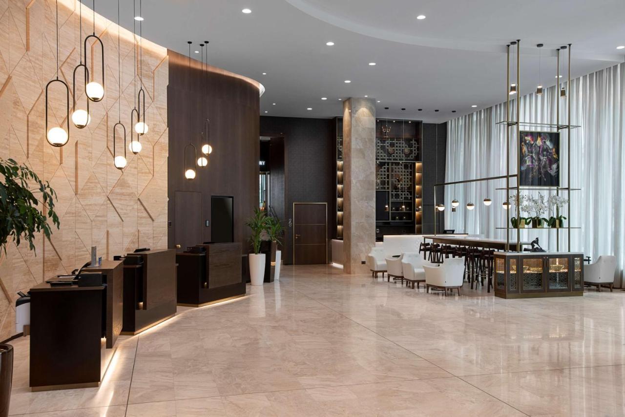 索非亚凯悦酒店 索菲亞 外观 照片 The lobby of the hotel