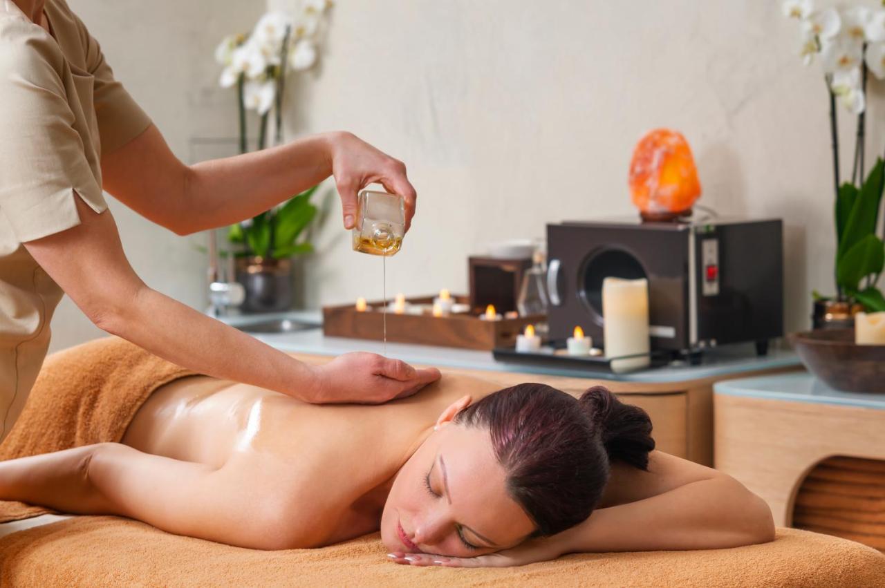 索非亚凯悦酒店 索菲亞 外观 照片 Ayurvedic massage