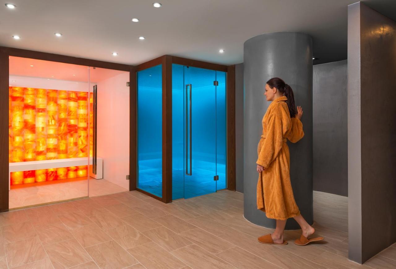 索非亚凯悦酒店 索菲亞 外观 照片 A modern spa